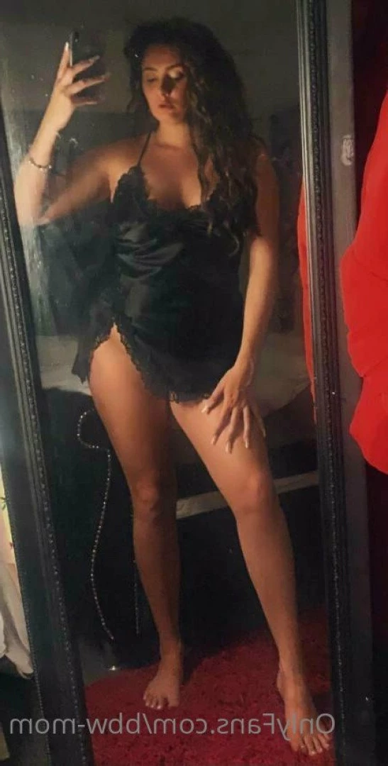 bbw-mom Onlyfans leaked photo 3590301 on Hotleaks.tv