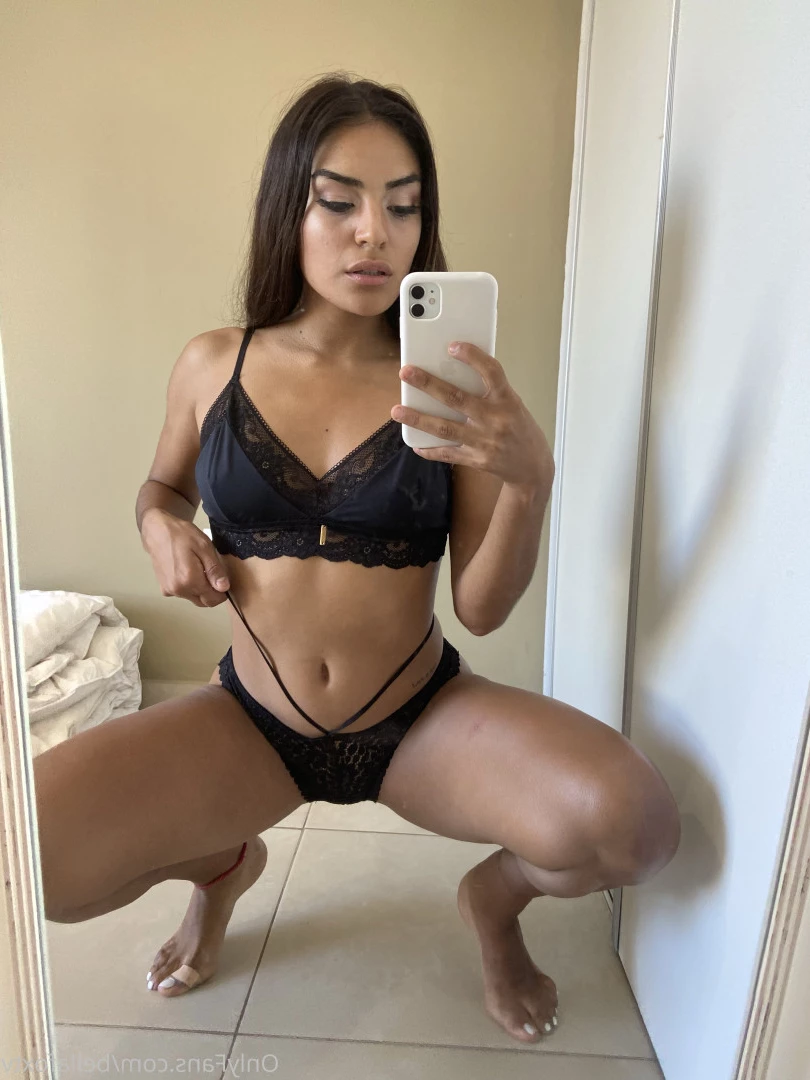 𝗕𝗘𝗟𝗟𝗔 🎀 𝗡𝗨𝗗𝗘 𝗣𝗔𝗚𝗘 [ bellafoxtv ] Onlyfans leaked photo 5935156 on Hotleaks.tv