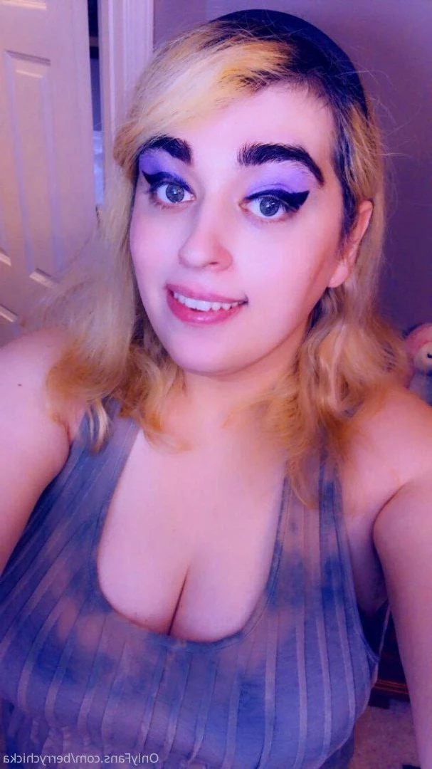 Berry Chicka [ berrychicka ] Onlyfans leaked photo 3597205 on Hotleaks.tv
