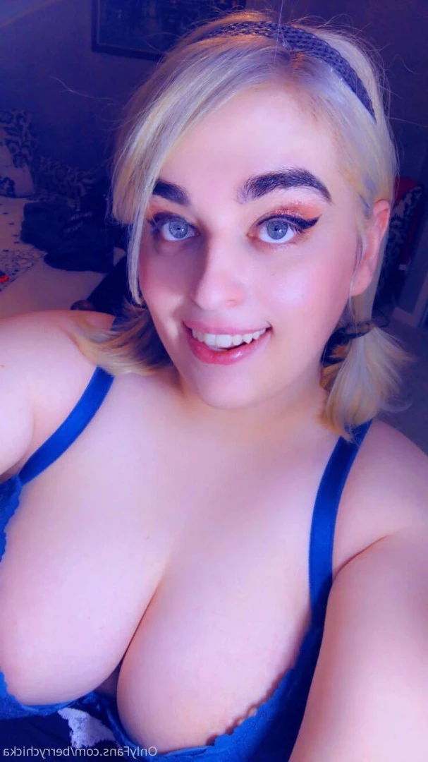 Berry Chicka [ berrychicka ] Onlyfans leaked photo 6136795 on Hotleaks.tv