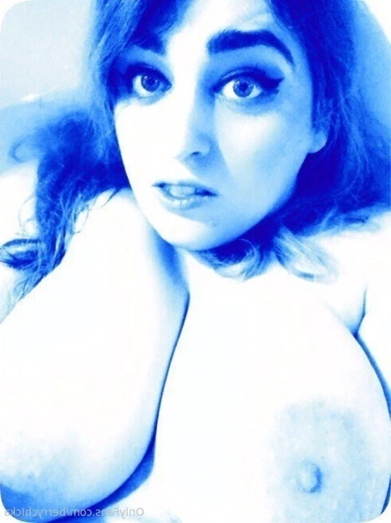 Berry Chicka [ berrychicka ] Onlyfans leaked photo 6136932 on Hotleaks.tv