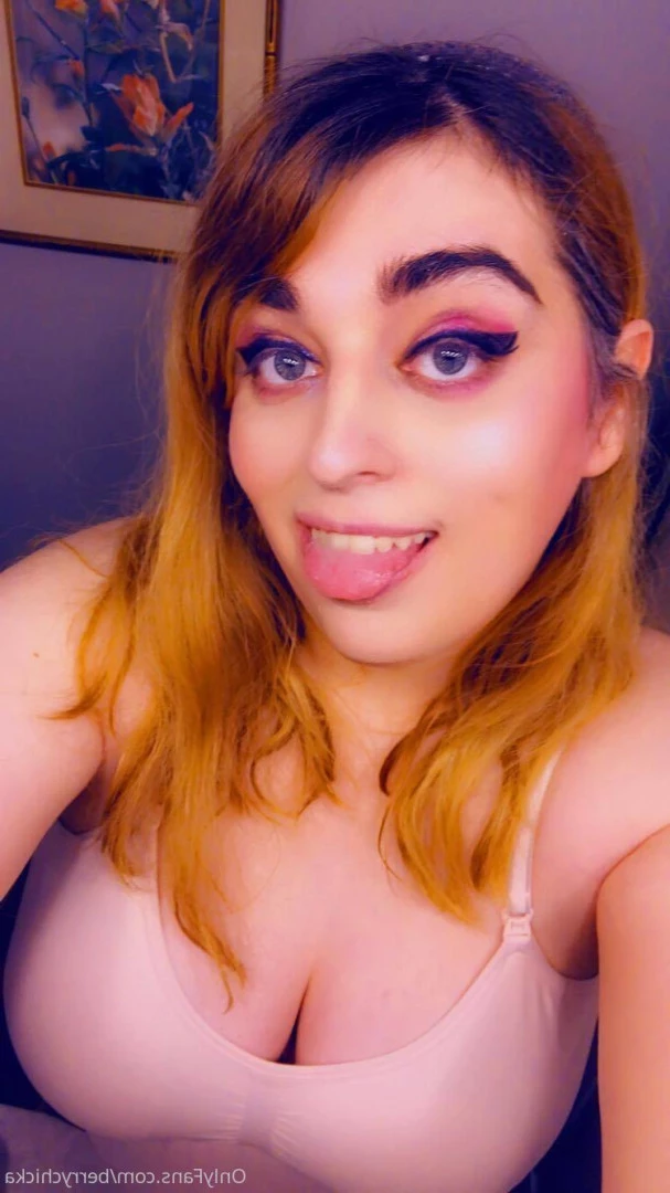 Berry Chicka [ berrychicka ] Onlyfans leaked photo 6136955 on Hotleaks.tv