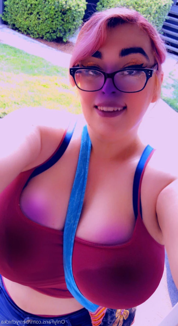 Berry Chicka [ berrychicka ] Onlyfans leaked photo 6137101 on Hotleaks.tv