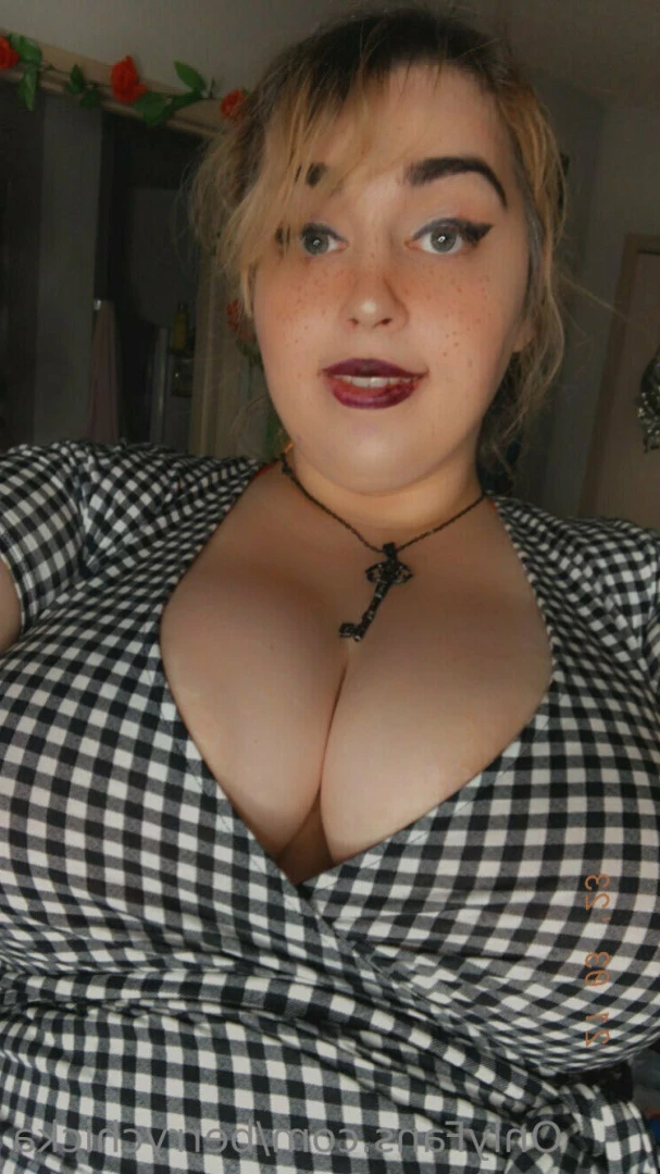Berry Chicka [ berrychicka ] Onlyfans leaked photo 13204120 on Hotleaks.tv