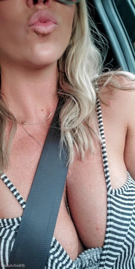 💦BethAdore SQUUIRTS💦 [ bethadore ] Onlyfans leaked photo 14636287 on Hotleaks.tv