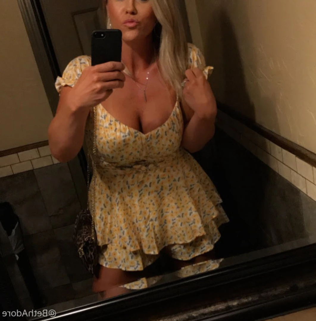 💦BethAdore SQUUIRTS💦 [ bethadore ] Onlyfans leaked photo 15757773 on Hotleaks.tv