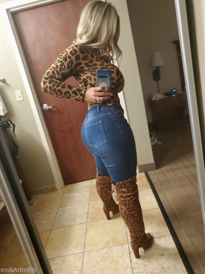 💦BethAdore SQUUIRTS💦 [ bethadore ] Onlyfans leaked photo 16073300 on Hotleaks.tv