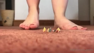 4862757