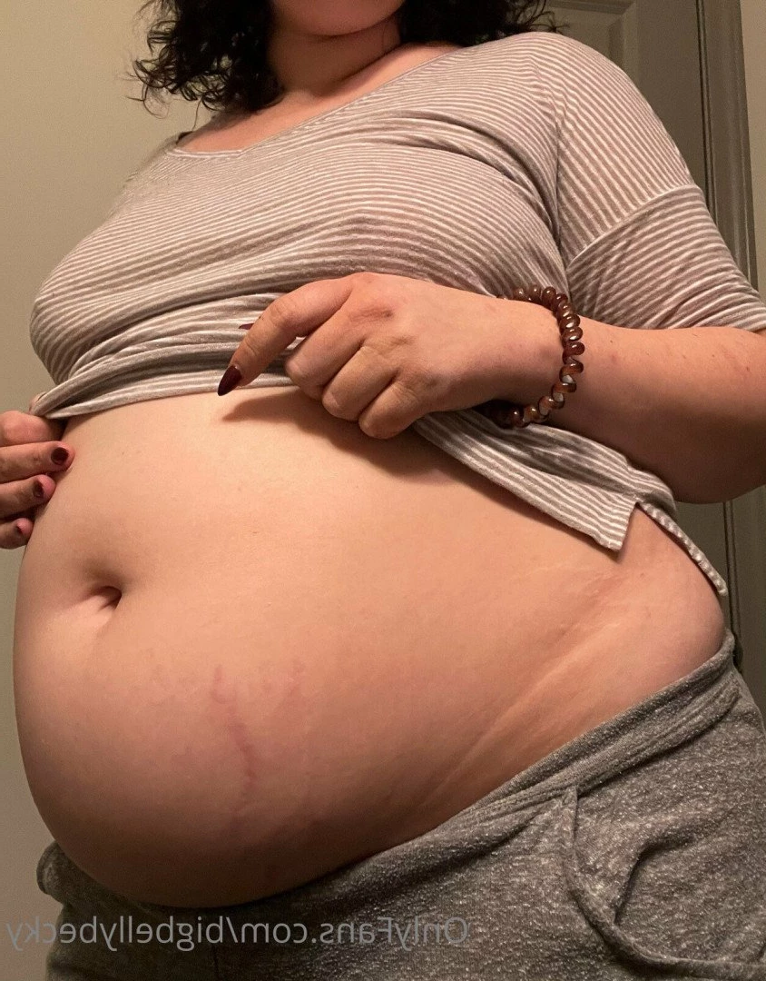 Becky 💕😇 [ bigbellybecky ] Onlyfans leaked photo 3818355 on Hotleaks.tv