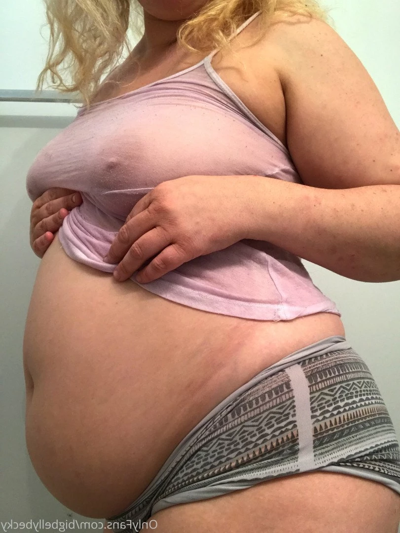 Becky 💕😇 [ bigbellybecky ] Onlyfans leaked photo 3820179 on Hotleaks.tv