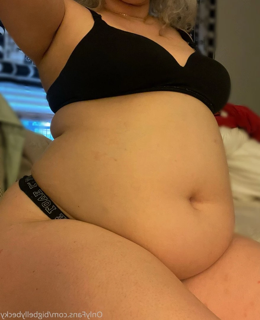 Becky 💕😇 [ bigbellybecky ] Onlyfans leaked photo 3822825 on Hotleaks.tv