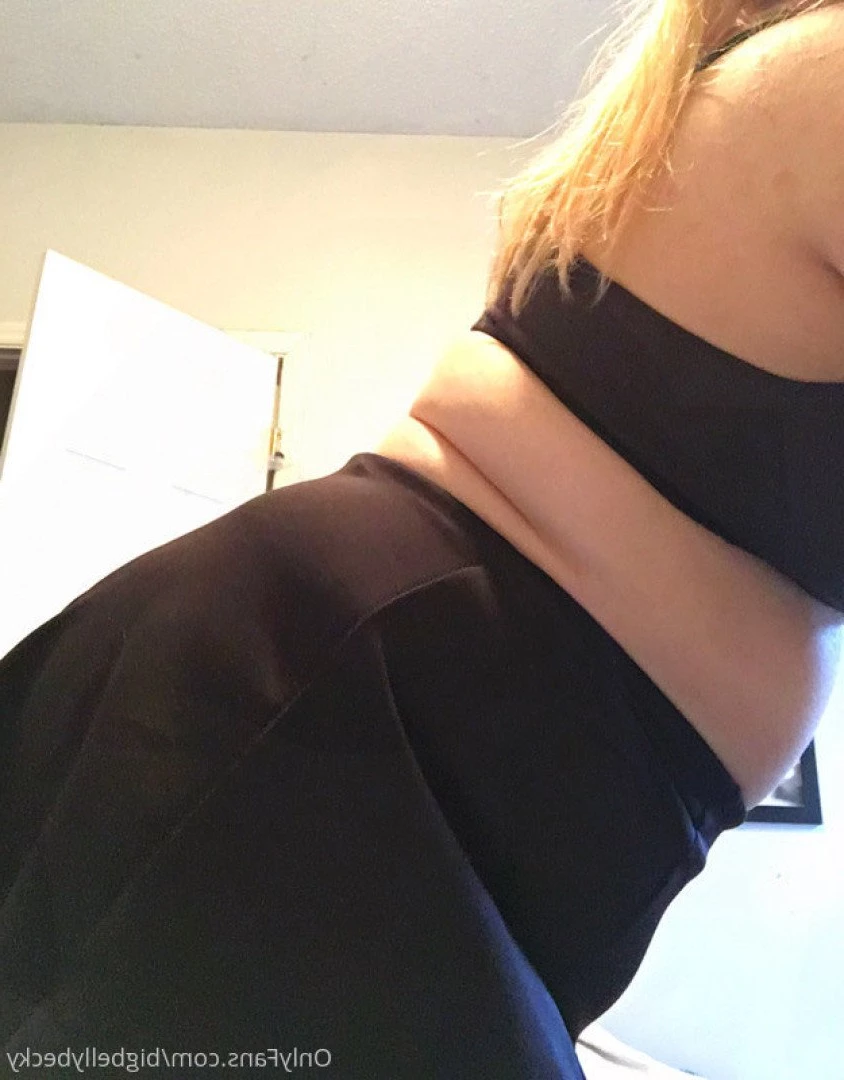 Becky 💕😇 [ bigbellybecky ] Onlyfans leaked photo 3823585 on Hotleaks.tv