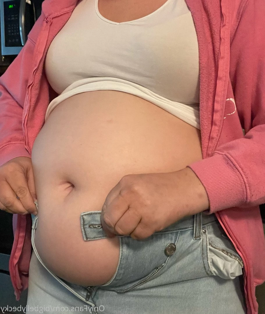 Becky 💕😇 [ bigbellybecky ] Onlyfans leaked photo 3828648 on Hotleaks.tv