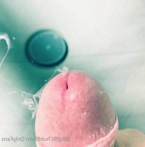 Big 🍆 Daddy 🇨🇦 [ bigbichub85 ] Onlyfans leaked video 3122866 on Hotleaks.tv