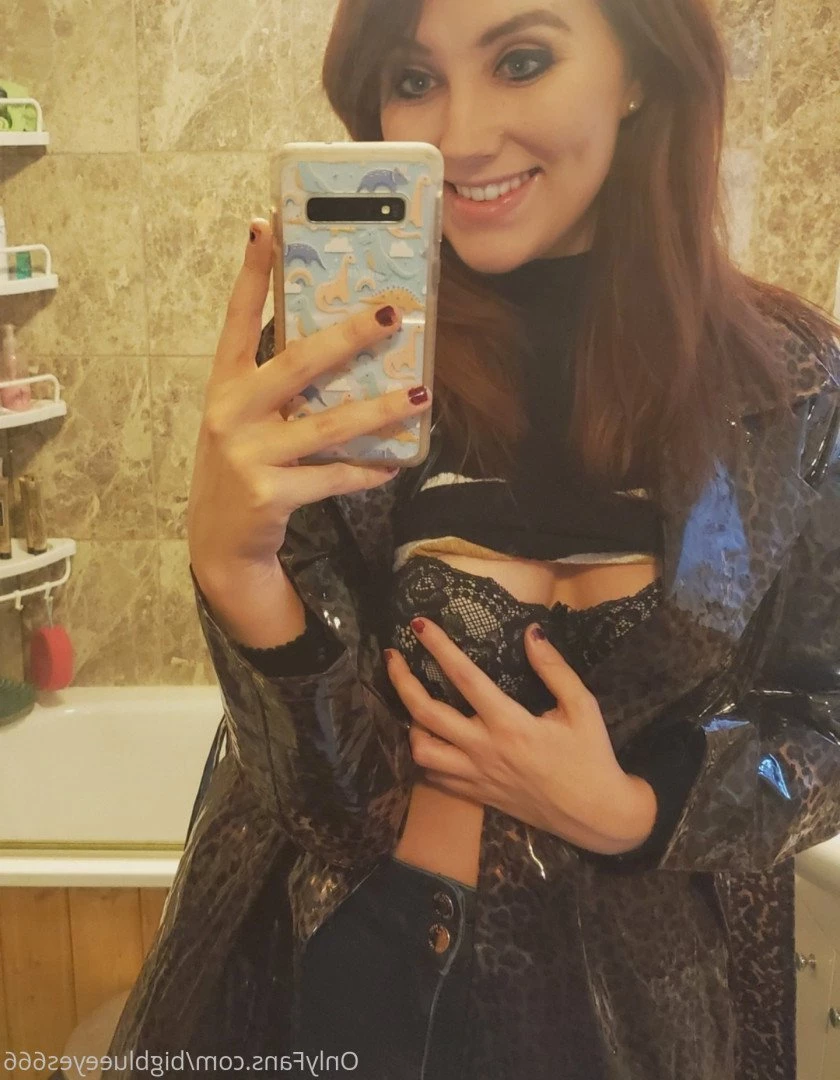 🦊💙BIG BOOTY BLUE EYES FREE 💙🦊 [ bigblueeyes666 ] Onlyfans leaked photo 3512194 on Hotleaks.tv