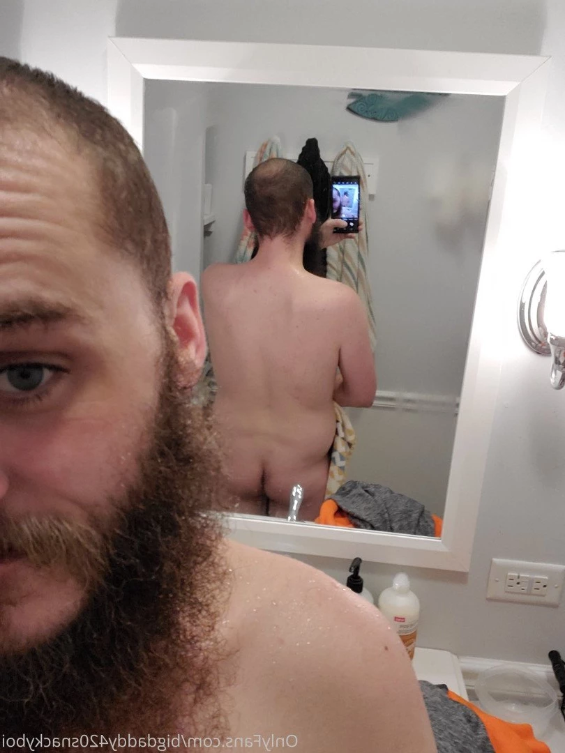 BigDaddyHungryBeardBoi [ bigdaddy420snackyboi ] Onlyfans leaked photo 3744311 on Hotleaks.tv