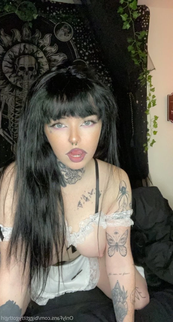 Lexi [ biggtittygothgirl ] Onlyfans leaked photo 3640143 on Hotleaks.tv