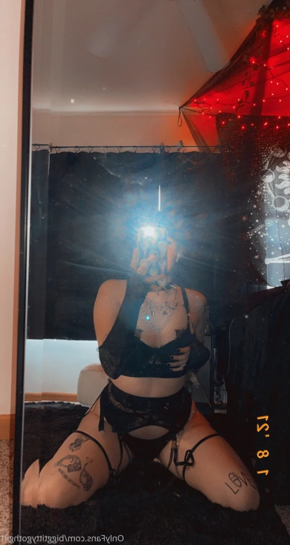 Lexi [ biggtittygothgirl ] Onlyfans leaked photo 6365816 on Hotleaks.tv