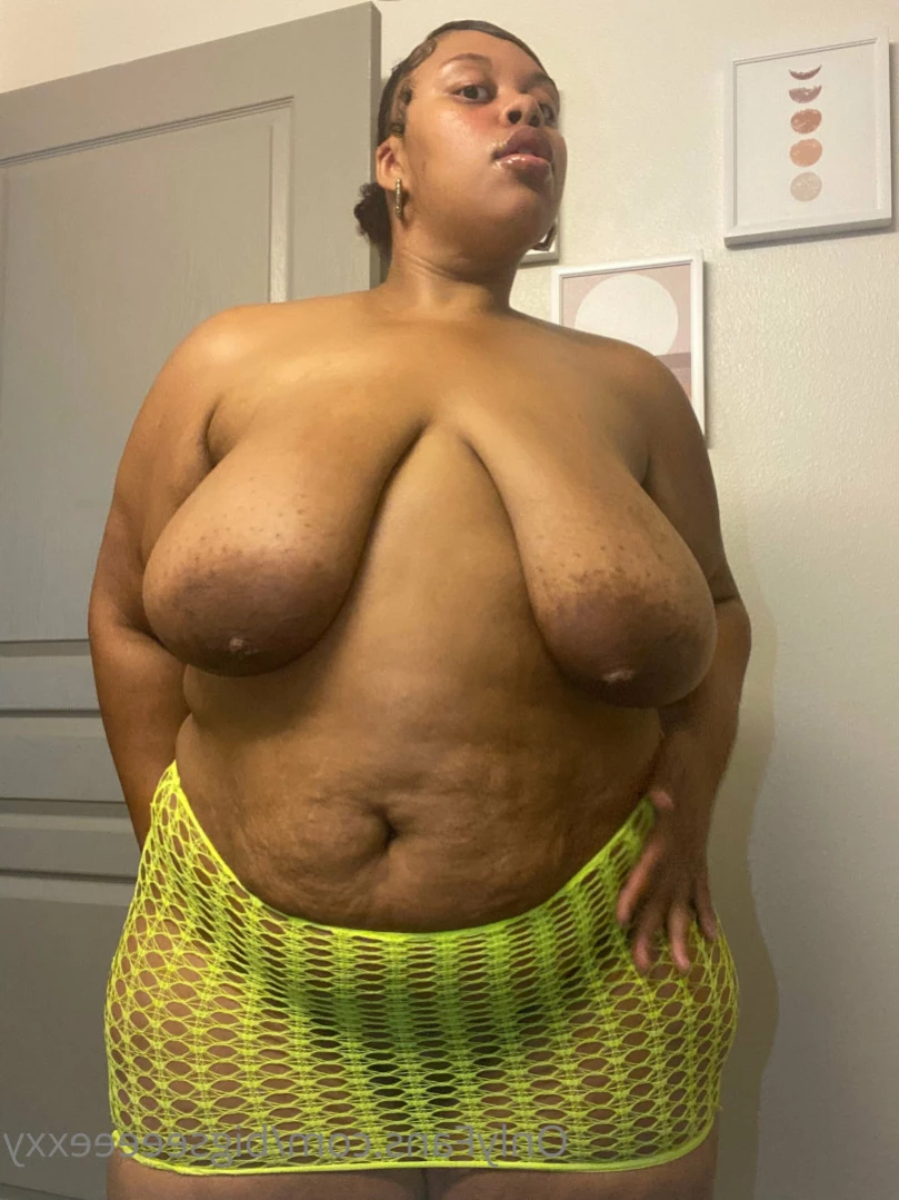 𝗕𝗕𝗪 𝗙𝗔𝗡𝗧𝗔𝗦𝗬 👄 [ bigseeeeexxy ] Onlyfans leaked photo 11858346 on Hotleaks.tv