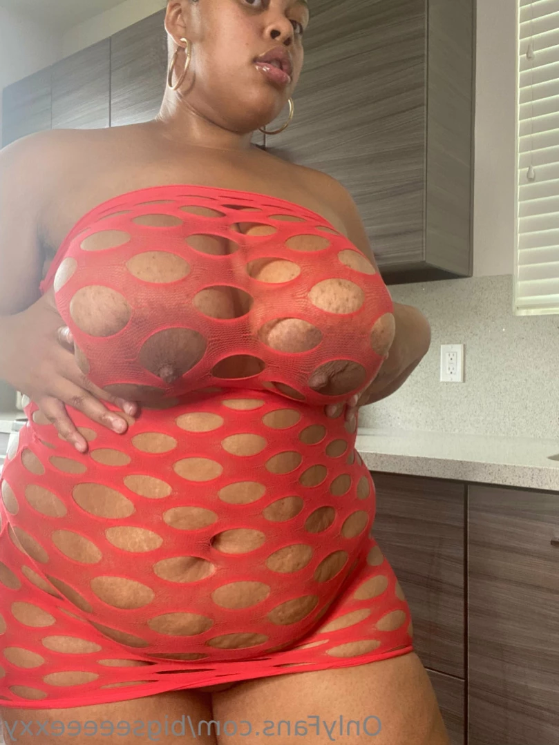 𝗕𝗕𝗪 𝗙𝗔𝗡𝗧𝗔𝗦𝗬 👄 [ bigseeeeexxy ] Onlyfans leaked photo 11859081 on Hotleaks.tv
