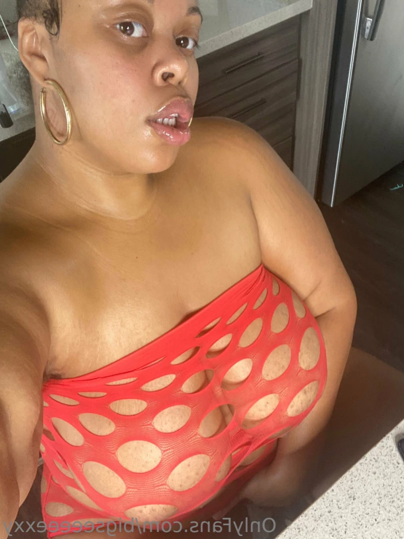 𝗕𝗕𝗪 𝗙𝗔𝗡𝗧𝗔𝗦𝗬 👄 [ bigseeeeexxy ] Onlyfans leaked photo 11938430 on Hotleaks.tv