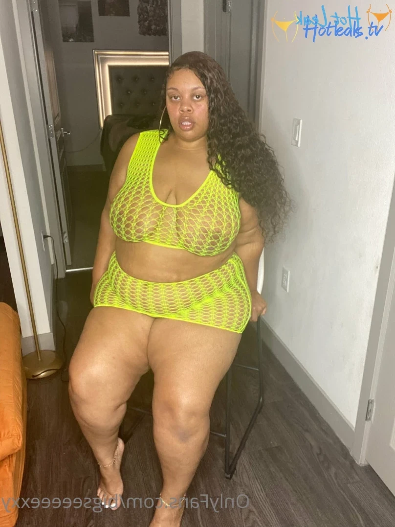𝗕𝗕𝗪 𝗙𝗔𝗡𝗧𝗔𝗦𝗬 👄 [ bigseeeeexxy ] Onlyfans leaked photo 12123551 on Hotleaks.tv