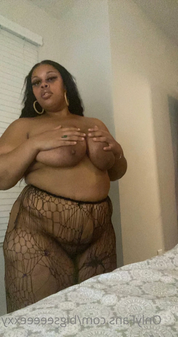 𝗕𝗕𝗪 𝗙𝗔𝗡𝗧𝗔𝗦𝗬 👄 [ bigseeeeexxy ] Onlyfans leaked photo 12188846 on Hotleaks.tv