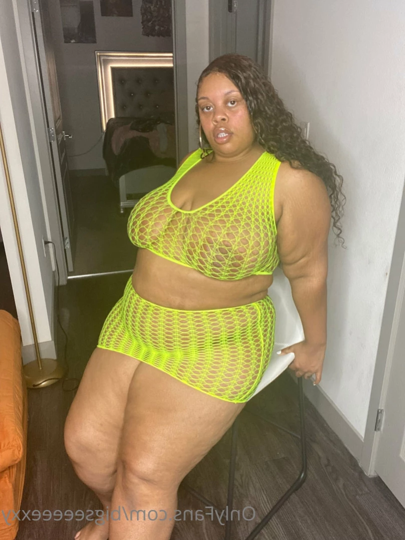 𝗕𝗕𝗪 𝗙𝗔𝗡𝗧𝗔𝗦𝗬 👄 [ bigseeeeexxy ] Onlyfans leaked photo 12537446 on Hotleaks.tv