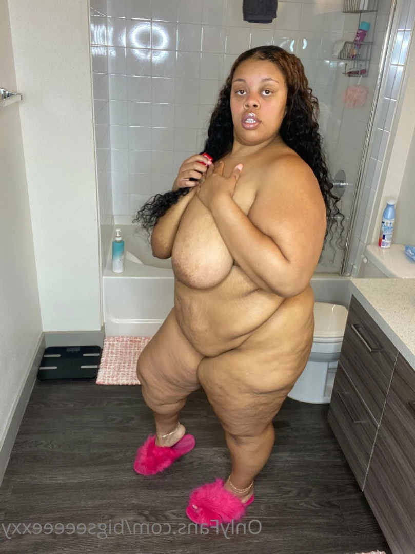 𝗕𝗕𝗪 𝗙𝗔𝗡𝗧𝗔𝗦𝗬 👄 [ bigseeeeexxy ] Onlyfans leaked photo 12640480 on Hotleaks.tv