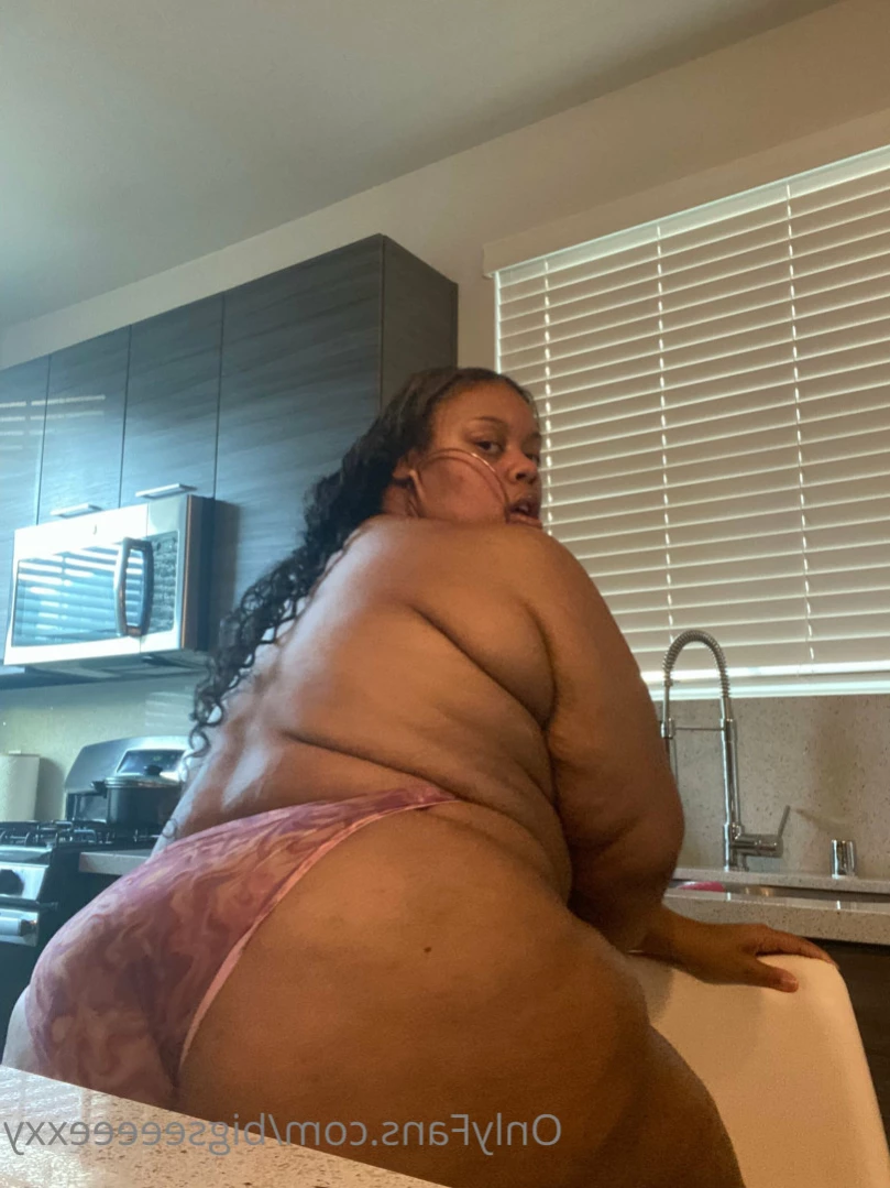 𝗕𝗕𝗪 𝗙𝗔𝗡𝗧𝗔𝗦𝗬 👄 [ bigseeeeexxy ] Onlyfans leaked photo 12731357 on Hotleaks.tv