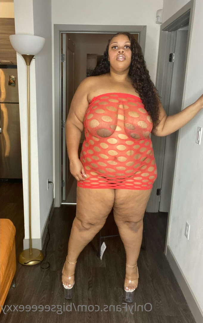 𝗕𝗕𝗪 𝗙𝗔𝗡𝗧𝗔𝗦𝗬 👄 [ bigseeeeexxy ] Onlyfans leaked photo 13198860 on Hotleaks.tv