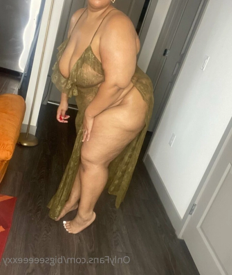 𝗕𝗕𝗪 𝗙𝗔𝗡𝗧𝗔𝗦𝗬 👄 [ bigseeeeexxy ] Onlyfans leaked photo 13199380 on Hotleaks.tv