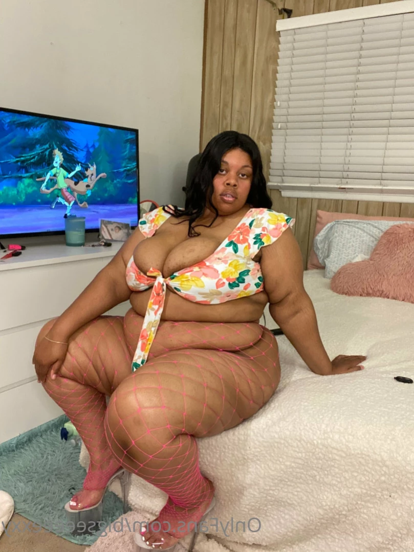 𝗕𝗕𝗪 𝗙𝗔𝗡𝗧𝗔𝗦𝗬 👄 [ bigseeeeexxy ] Onlyfans leaked photo 14163931 on Hotleaks.tv