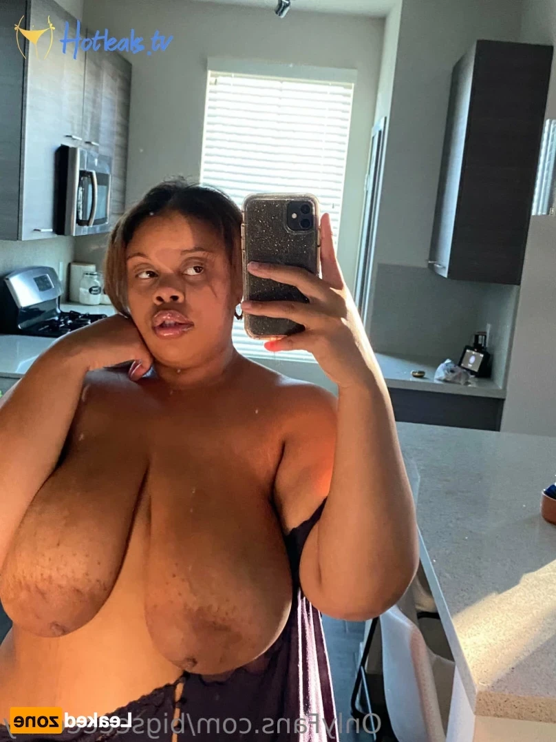 𝗕𝗕𝗪 𝗙𝗔𝗡𝗧𝗔𝗦𝗬 👄 [ bigseeeeexxy ] Onlyfans leaked photo 14386570 on Hotleaks.tv