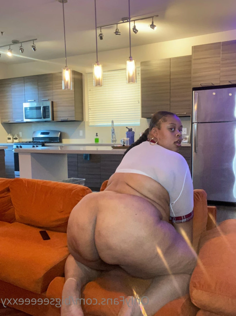 𝗕𝗕𝗪 𝗙𝗔𝗡𝗧𝗔𝗦𝗬 👄 [ bigseeeeexxy ] Onlyfans leaked photo 14423389 on Hotleaks.tv