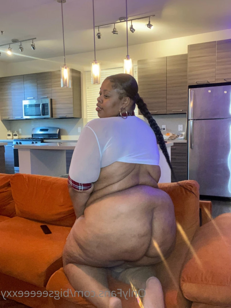 𝗕𝗕𝗪 𝗙𝗔𝗡𝗧𝗔𝗦𝗬 👄 [ bigseeeeexxy ] Onlyfans leaked photo 14452770 on Hotleaks.tv