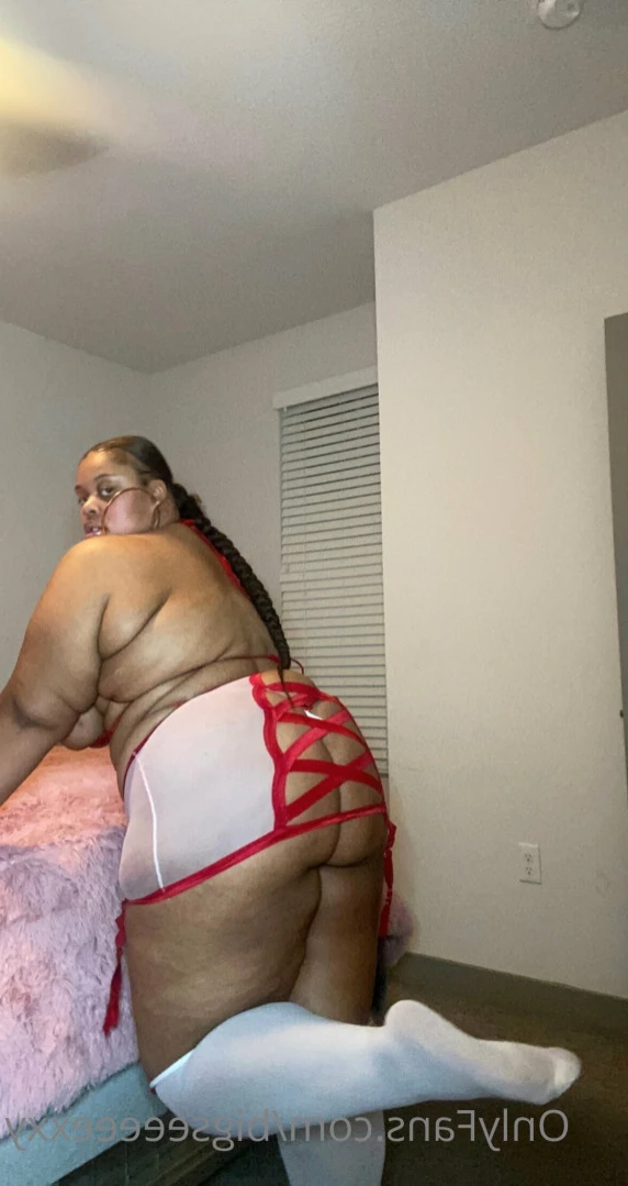 𝗕𝗕𝗪 𝗙𝗔𝗡𝗧𝗔𝗦𝗬 👄 [ bigseeeeexxy ] Onlyfans leaked photo 14471175 on Hotleaks.tv
