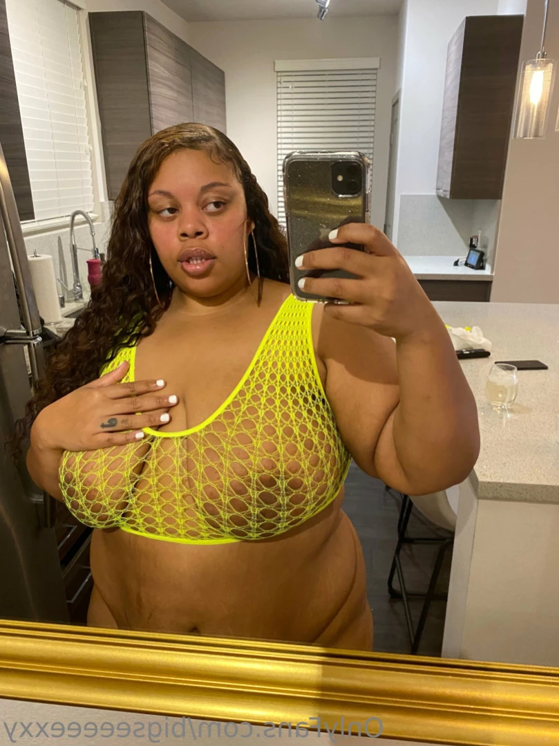 𝗕𝗕𝗪 𝗙𝗔𝗡𝗧𝗔𝗦𝗬 👄 [ bigseeeeexxy ] Onlyfans leaked photo 14471281 on Hotleaks.tv