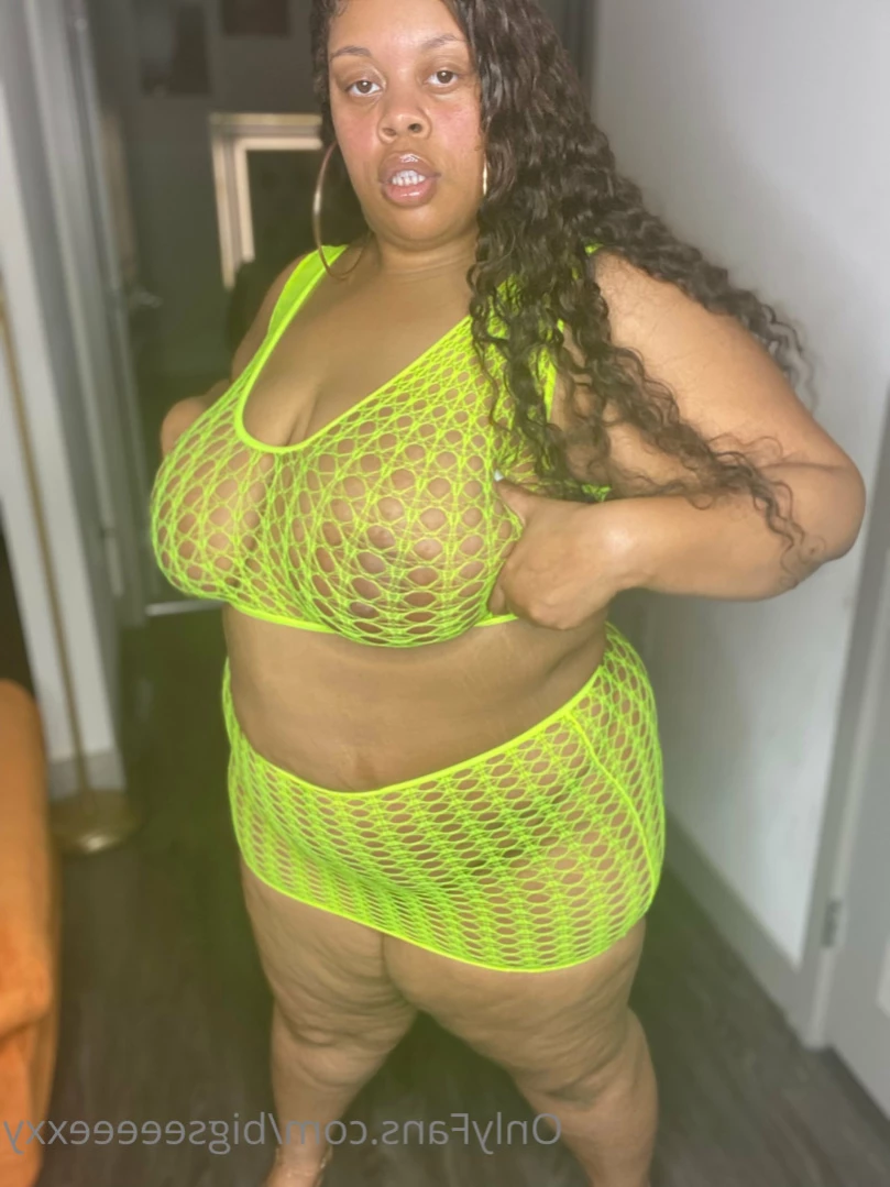𝗕𝗕𝗪 𝗙𝗔𝗡𝗧𝗔𝗦𝗬 👄 [ bigseeeeexxy ] Onlyfans leaked photo 14471459 on Hotleaks.tv