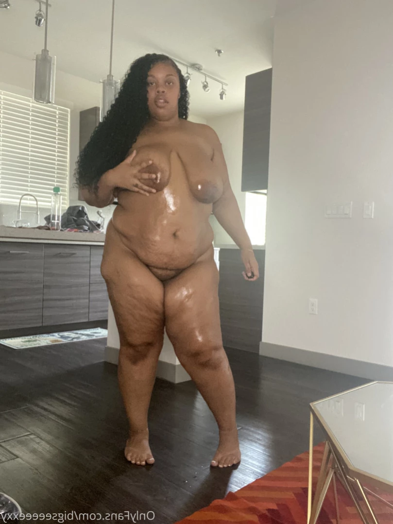 𝗕𝗕𝗪 𝗙𝗔𝗡𝗧𝗔𝗦𝗬 👄 [ bigseeeeexxy ] Onlyfans leaked photo 14471846 on Hotleaks.tv