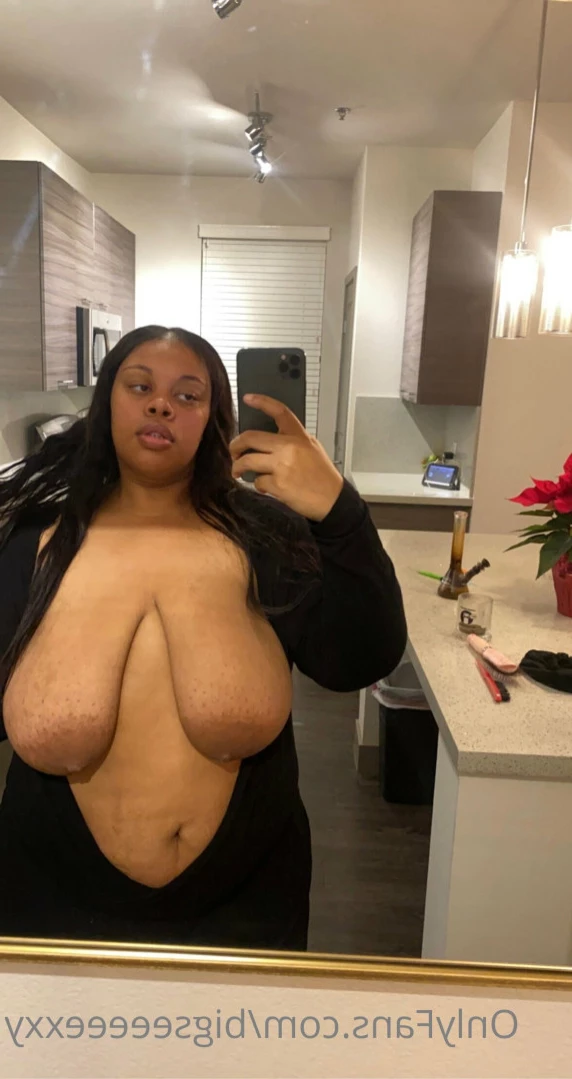 𝗕𝗕𝗪 𝗙𝗔𝗡𝗧𝗔𝗦𝗬 👄 [ bigseeeeexxy ] Onlyfans leaked photo 14472105 on Hotleaks.tv