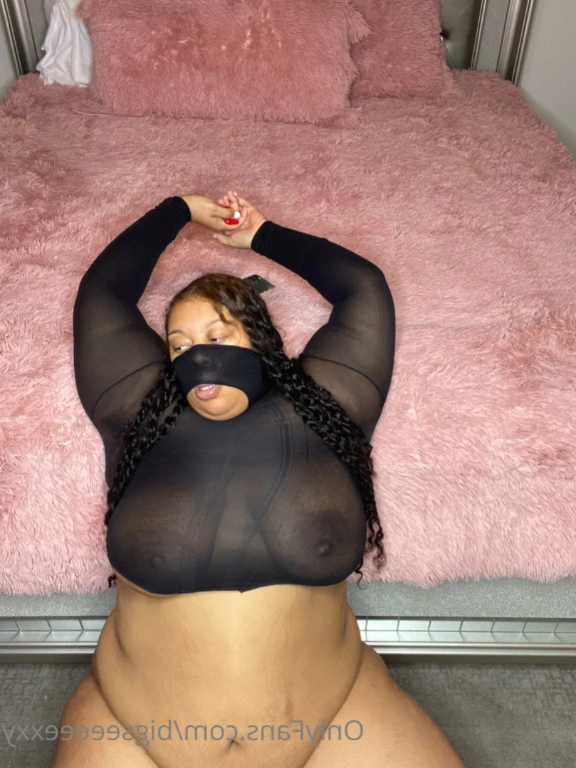𝗕𝗕𝗪 𝗙𝗔𝗡𝗧𝗔𝗦𝗬 👄 [ bigseeeeexxy ] Onlyfans leaked photo 14480151 on Hotleaks.tv