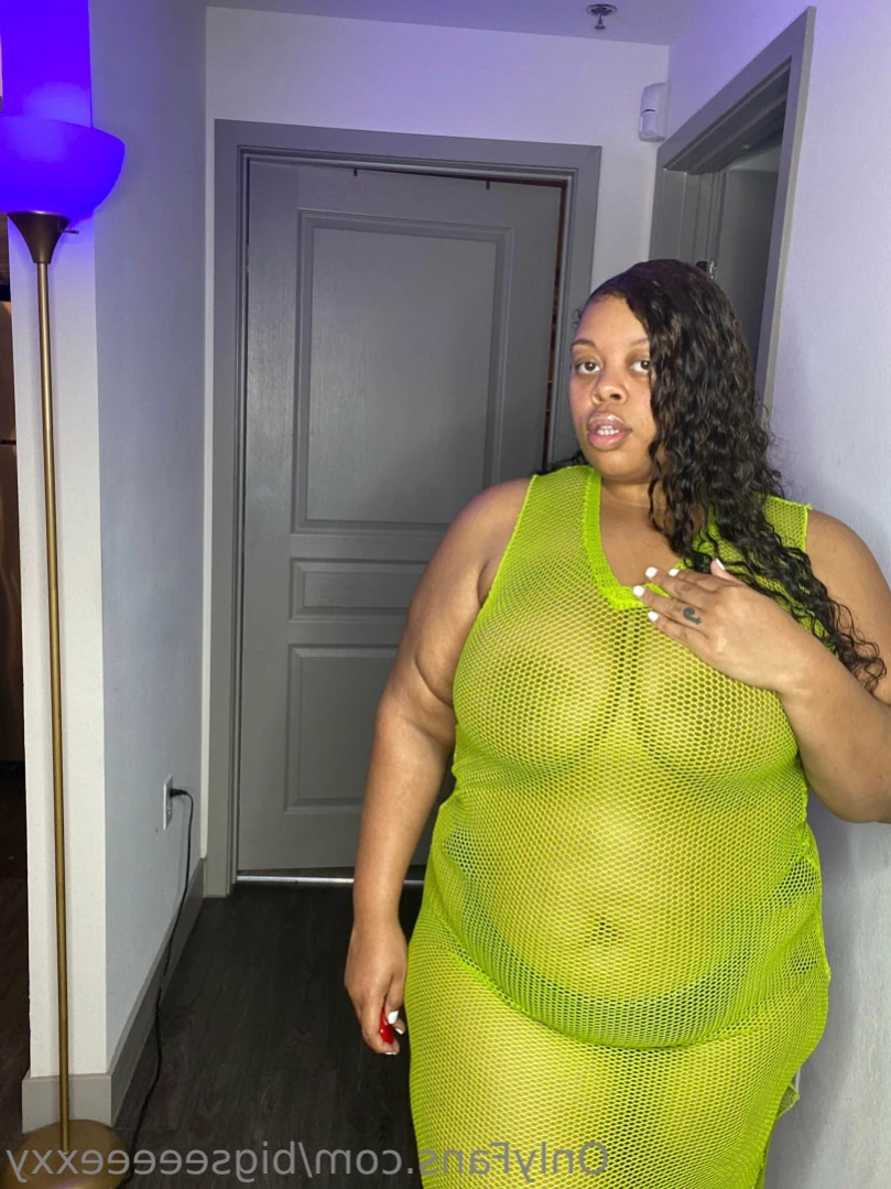 𝗕𝗕𝗪 𝗙𝗔𝗡𝗧𝗔𝗦𝗬 👄 [ bigseeeeexxy ] Onlyfans leaked photo 14592086 on Hotleaks.tv