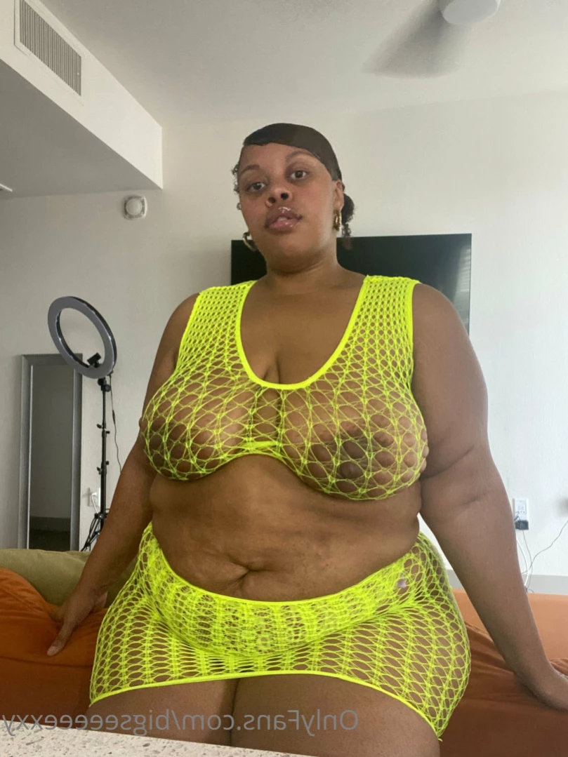 𝗕𝗕𝗪 𝗙𝗔𝗡𝗧𝗔𝗦𝗬 👄 [ bigseeeeexxy ] Onlyfans leaked photo 14627773 on Hotleaks.tv