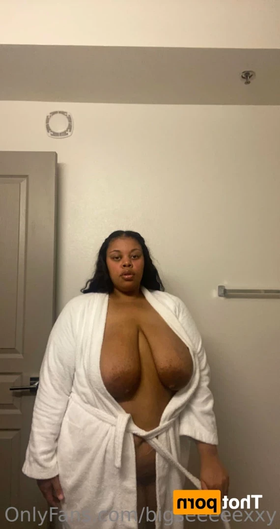 𝗕𝗕𝗪 𝗙𝗔𝗡𝗧𝗔𝗦𝗬 👄 [ bigseeeeexxy ] Onlyfans leaked photo 14627887 on Hotleaks.tv