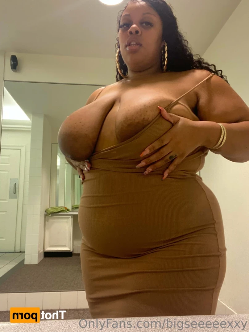 𝗕𝗕𝗪 𝗙𝗔𝗡𝗧𝗔𝗦𝗬 👄 [ bigseeeeexxy ] Onlyfans leaked photo 14628542 on Hotleaks.tv