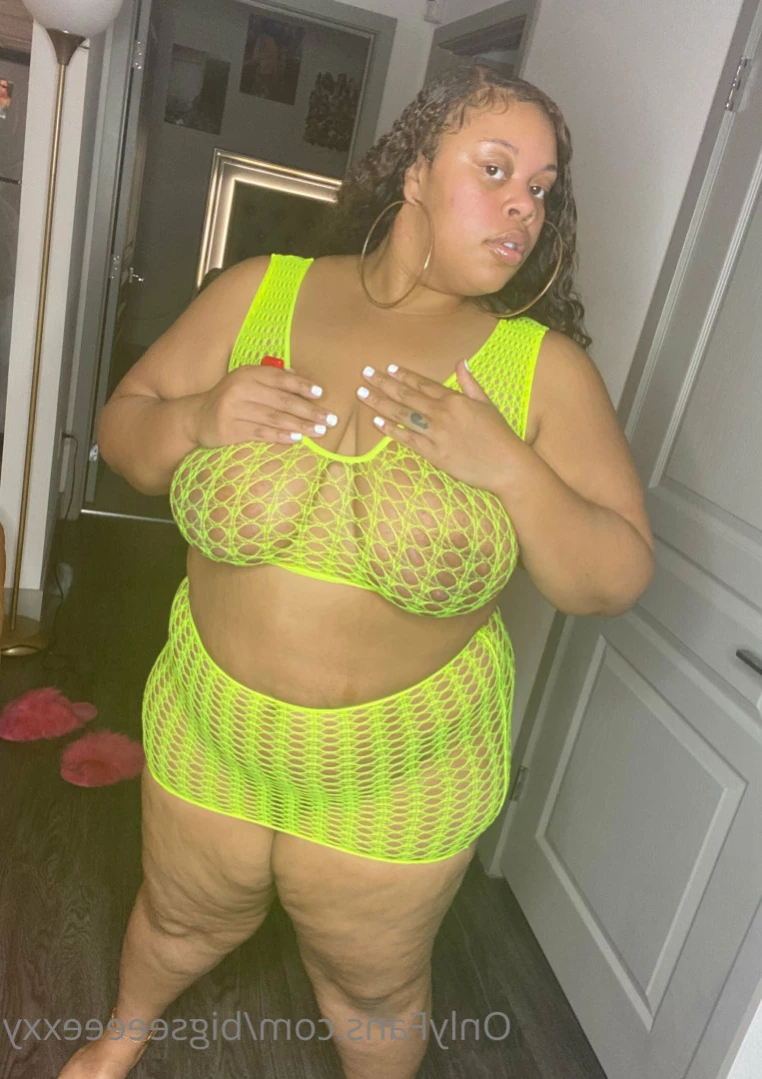𝗕𝗕𝗪 𝗙𝗔𝗡𝗧𝗔𝗦𝗬 👄 [ bigseeeeexxy ] Onlyfans leaked photo 14629070 on Hotleaks.tv