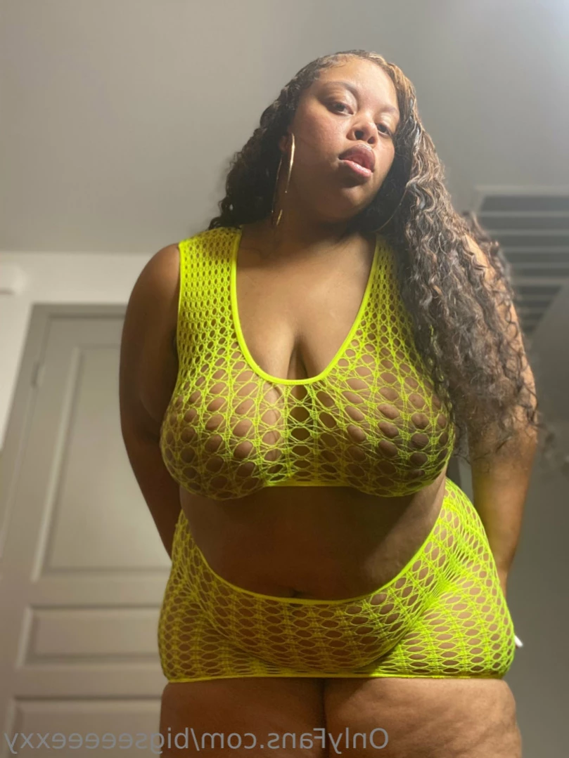 𝗕𝗕𝗪 𝗙𝗔𝗡𝗧𝗔𝗦𝗬 👄 [ bigseeeeexxy ] Onlyfans leaked photo 14629237 on Hotleaks.tv