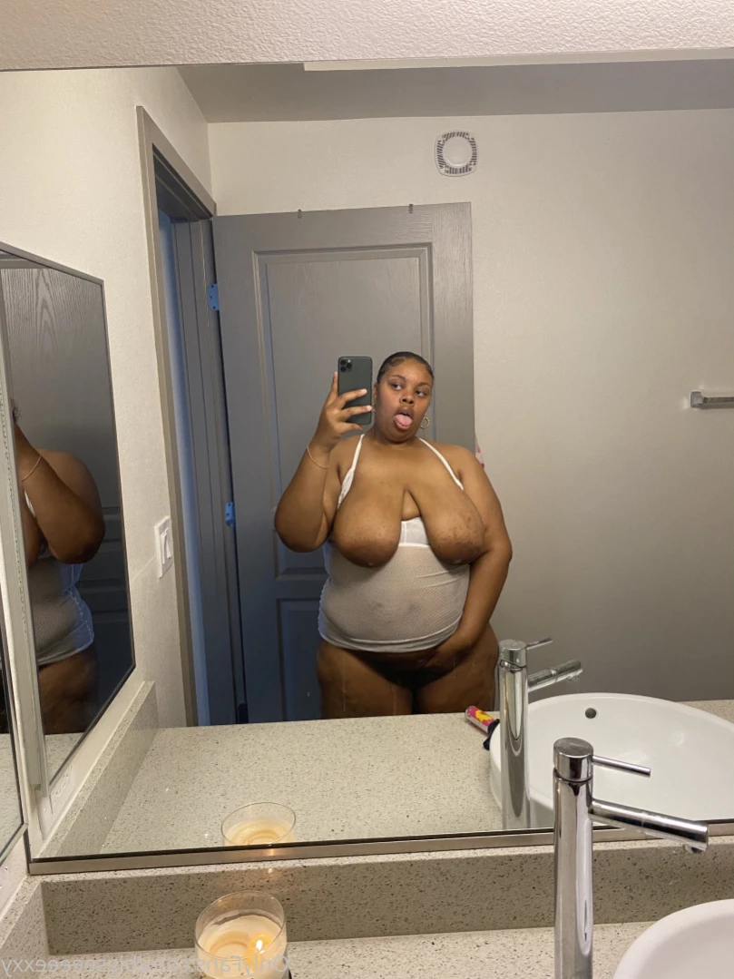 𝗕𝗕𝗪 𝗙𝗔𝗡𝗧𝗔𝗦𝗬 👄 [ bigseeeeexxy ] Onlyfans leaked photo 14631440 on Hotleaks.tv