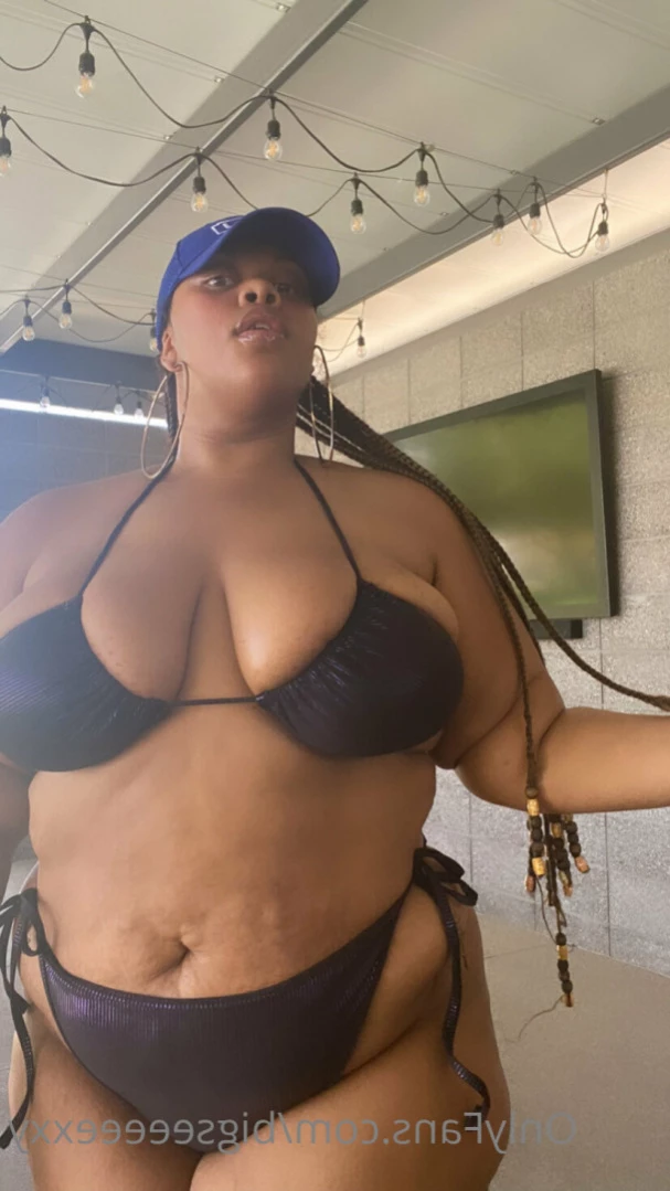 𝗕𝗕𝗪 𝗙𝗔𝗡𝗧𝗔𝗦𝗬 👄 [ bigseeeeexxy ] Onlyfans leaked photo 14632479 on Hotleaks.tv